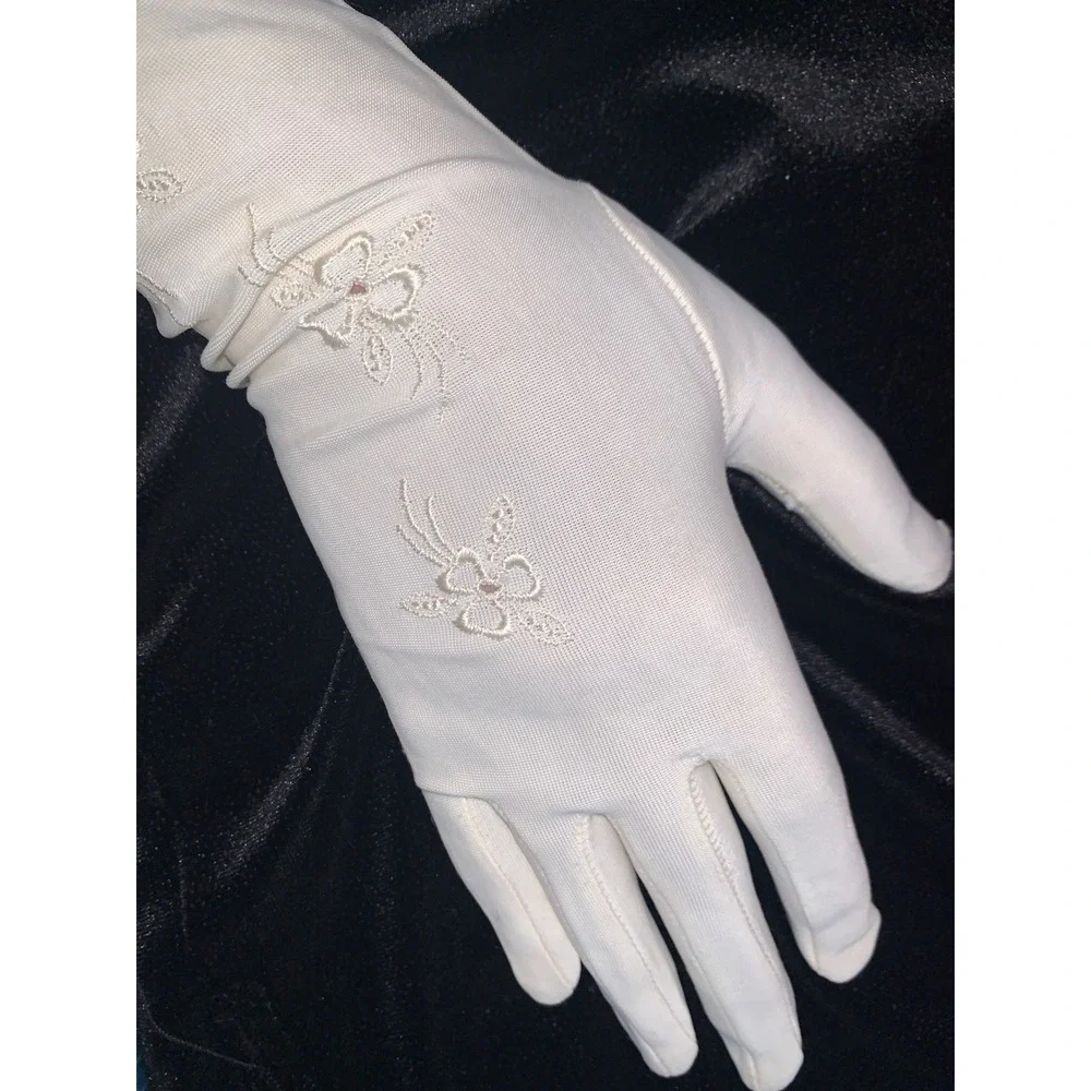 Vintage 1960s Ivory Nylon Opera Gloves Embroidered Floral Wedding Formal 13